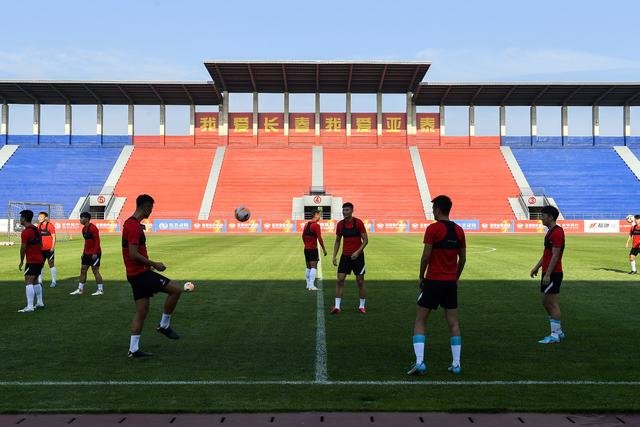 斯诺克世锦赛：丁俊晖成功晋级 16强战对阵赵心童